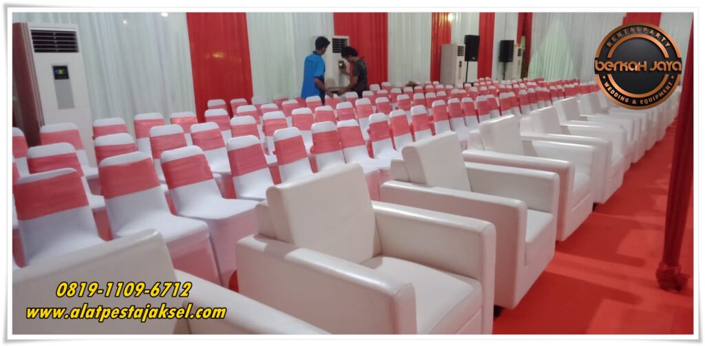 Rental Sofa Putih Beserta Meja Kaca Vip Event Indoor
