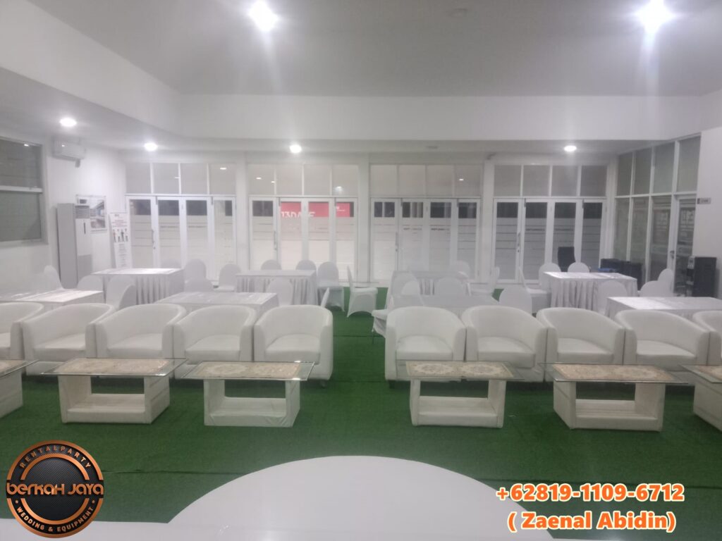 Sewa Sofa Oval Putih Siap Antar Jemput Jakarta Selatan