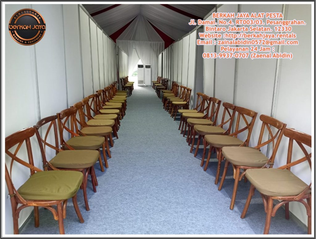 Sewa Kursi Kayu VIP Type Crossback Area Jakarta Selatan