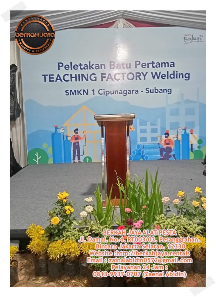 Sewa Podium Frame Stainless Warna Coklat Di Jakarta Selatan