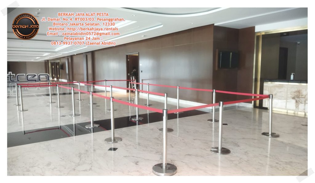 Jasa Sewa Tiang Stainless Sabuk Merah Pembatas Event Di Jakarta Pusat