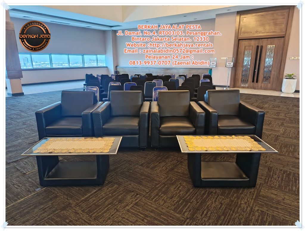 Sewa Sofa Single Hitam Set Meja VIP Kaca Area Jakarta Timur