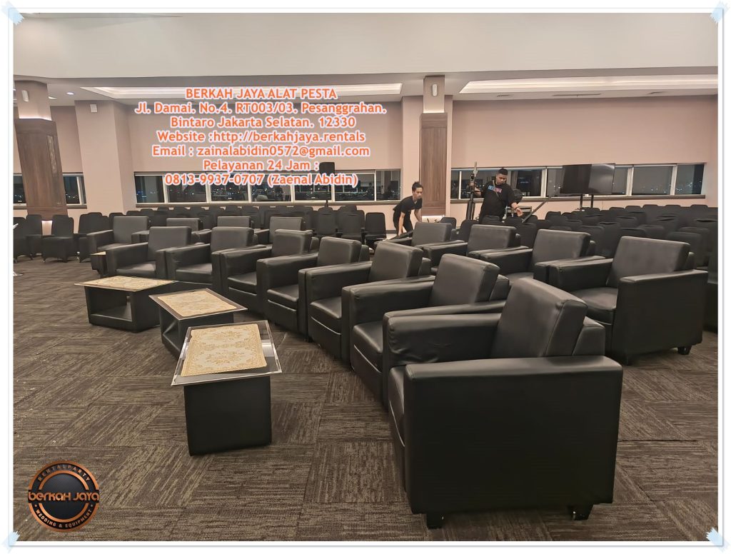 Sewa Sofa Single Hitam Set Meja VIP Kaca Area Jakarta Timur