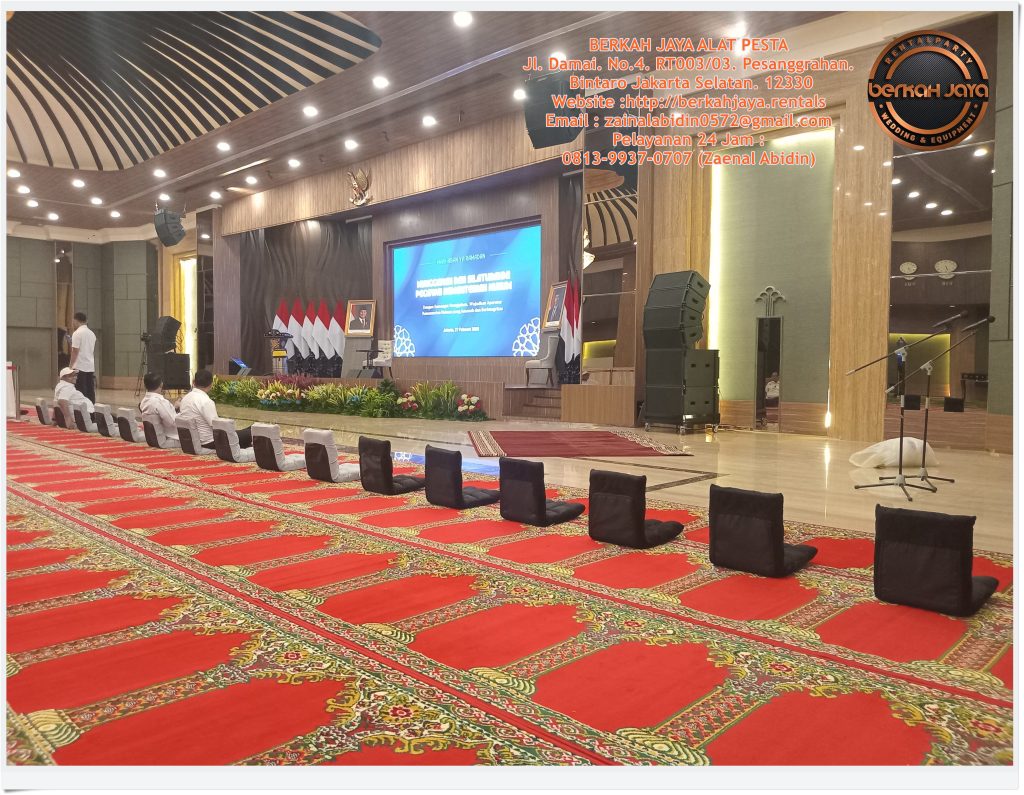 Sewa Karpet Sajadah Masjid Merah Dan Panggung Area Jakarta Selatan