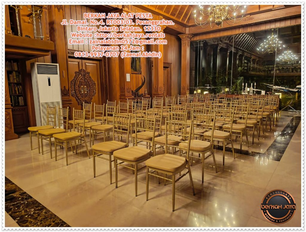 Jasa Sewa Kursi VIP Kayu Type Tiffany Di Area Jakarta Selatan
