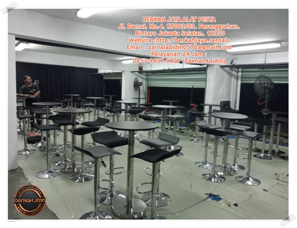 Sewa Barstool Meja Dan Kursi Kotak Hitam Di Jakarta Selatan