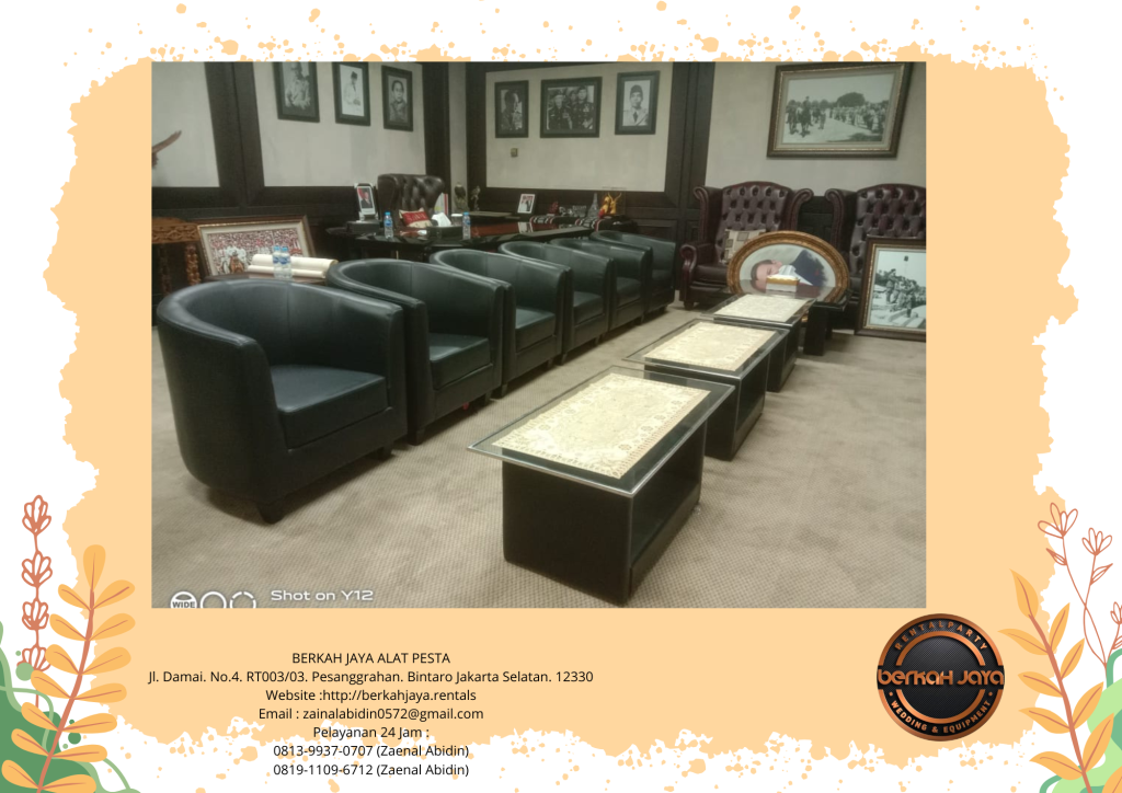 Jasa Sewa Sofa Oval VIP Putih Dan Hitam Di Jakarta