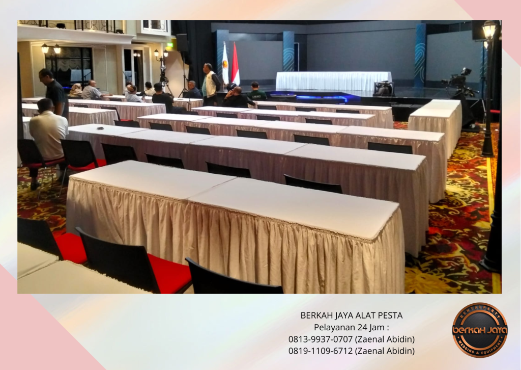Rental Meja Kotak Taplak Putih Skirting Putih Jakarta
