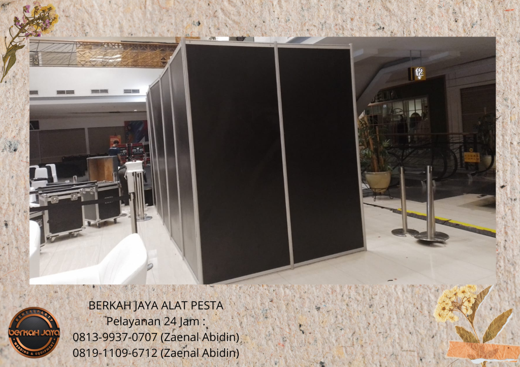 Rental PARTISI PEMBATAS RUANG WARNA HITAM DAN PUTIH Area Jakarta Selatan