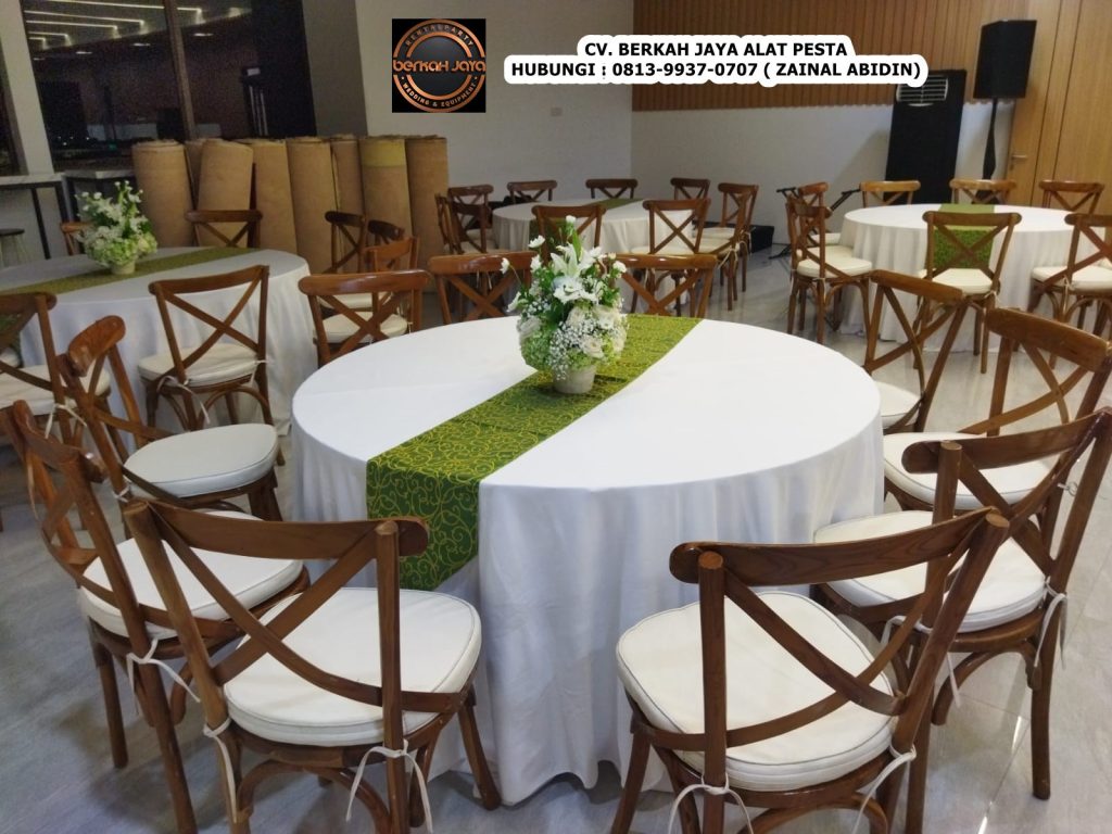 Sewa CROSSBACK CHAIRS Dan ROUND TABLE Jakarta Selatan