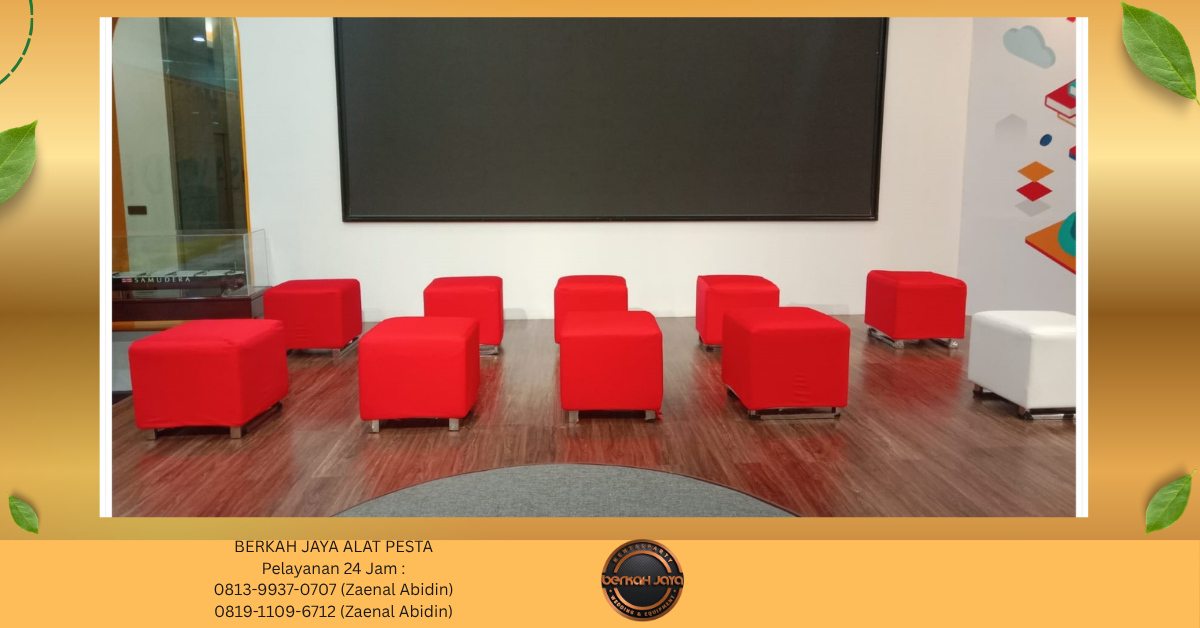 Sewa PUFF KOTAK MERAH MISTY FAN SOFA Jakarta Selatan